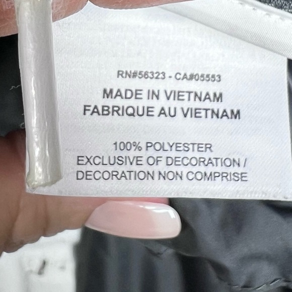 NIKE Women’s Large White & Grey Color Block Half Zip Hooded Pullover Windbreaker - Picture 7 of 7